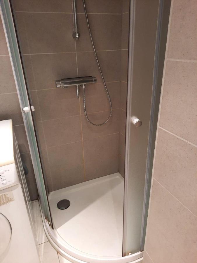 Appartement Moderne De 94 M² 2 Ch. Sur La Digue Nieuwpoort Dış mekan fotoğraf
